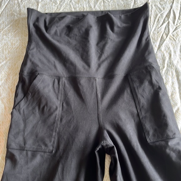 Aerie fold down flared leggings - Picture 2 of 8